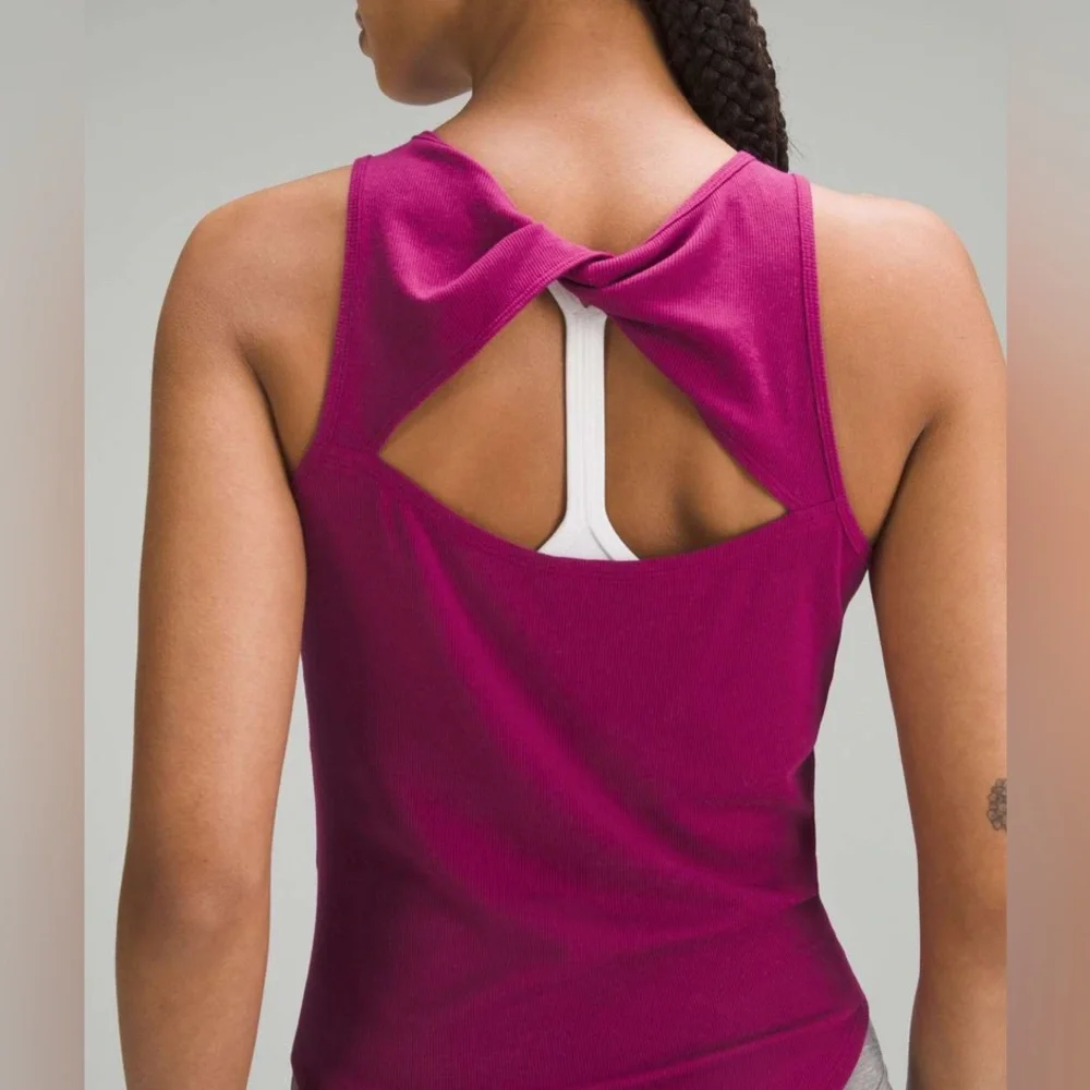SOLD NWT Ribbed Modal Silk Twist Back Yoga Tank Magenta Purple - Picture 4 of 7